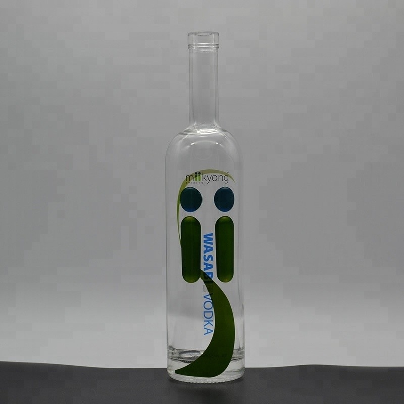 Super Flint Glass Collar 750ml Vodka Bottles with Screw Top Sealing Type on Promotion