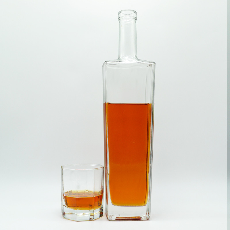 Super Flint Glass 250ml 300ml 350ml 750ml 1l Clear Glass Liquor Bottles with Tequila